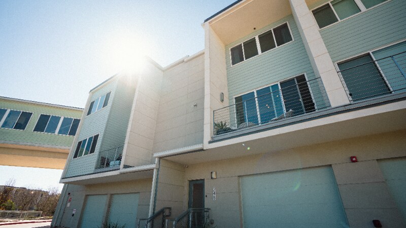 Foto principal - 604 N Bluff Dr