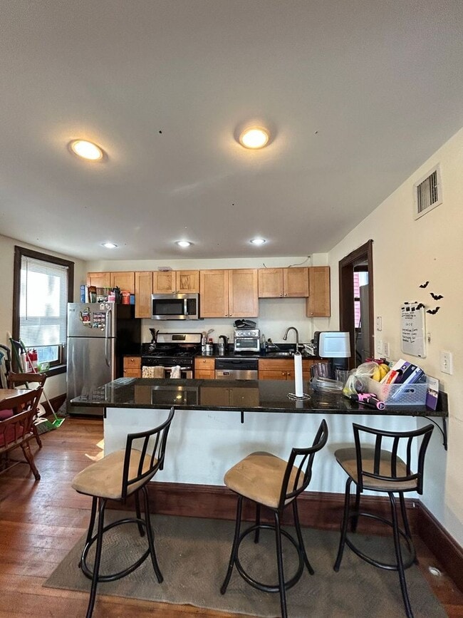 Photo - 170 St Alphonsus St Apartment