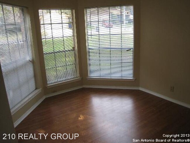 Building Photo - 3 br, 2 bath House - 5506 TIMBER SHADE