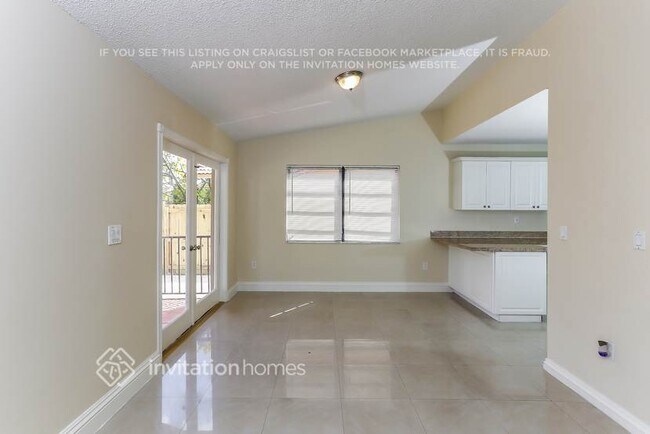 Foto del edificio - 505 NW 136th Ct