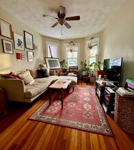 Building Photo - 11 Heath St