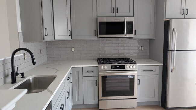 Foto del edificio - 20 Puchala Dr