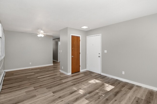 Foto del edificio - 6061 2nd St NE