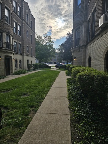 Primary Photo - 2201 Maple Ave
