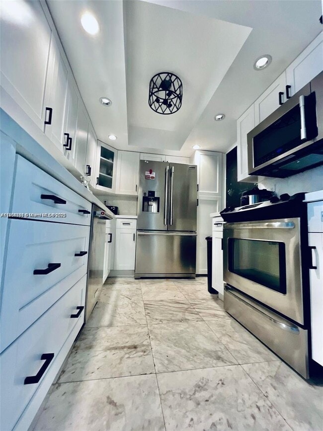 Foto del edificio - 20355 NE 34th Ct