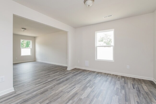 Foto del edificio - 1054 Manor Dr