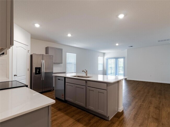 Foto del edificio - 2869 House Finch Rd