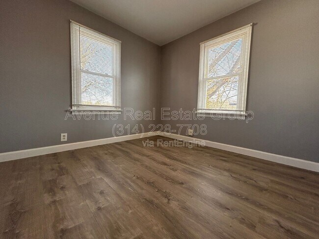 Foto del edificio - 8306 Whitewater Dr