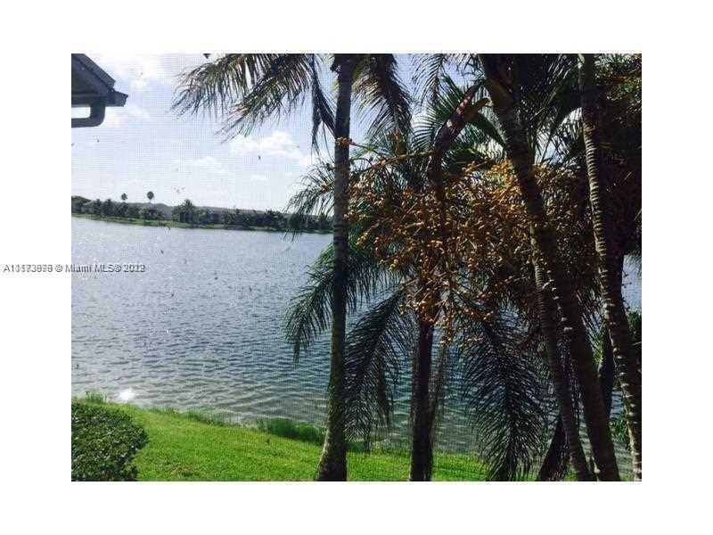 Foto principal - 20810 SW 87th Ave