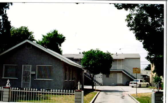 Primary Photo - 3810 E 55th St