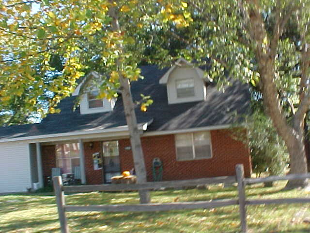 Primary Photo - 1404 Broadmoor Rd