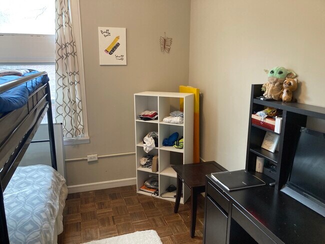 2nd Bedroom - 1820 W Race Ave