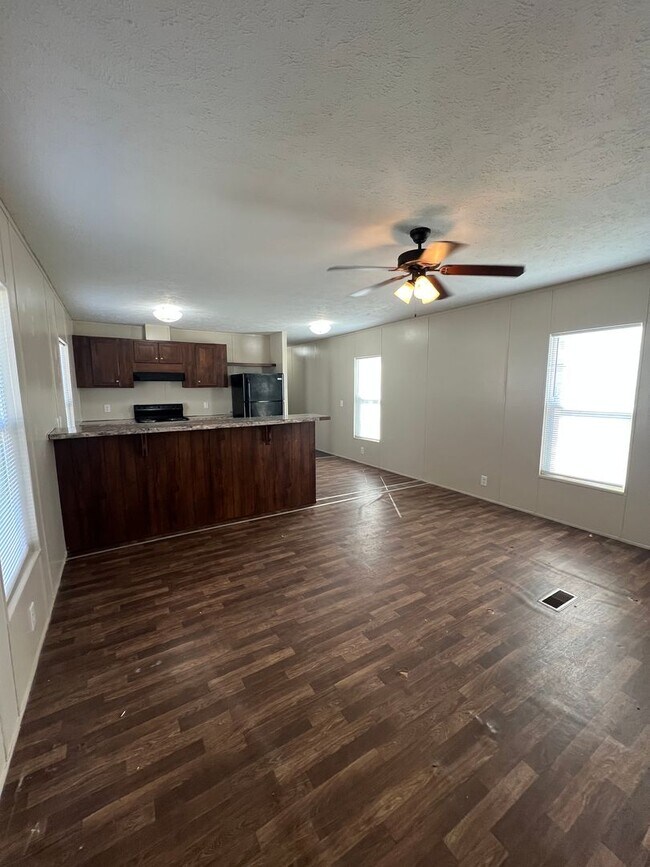 Foto del edificio - 142 CO ROAD 5516-F36