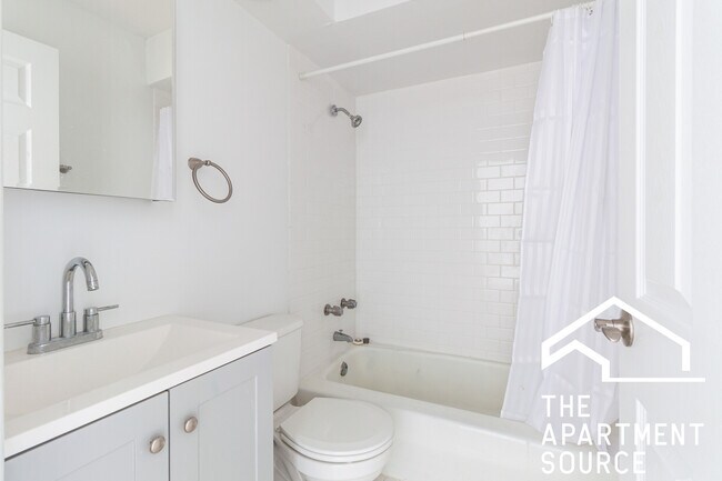 Foto del edificio - 544 W Melrose St