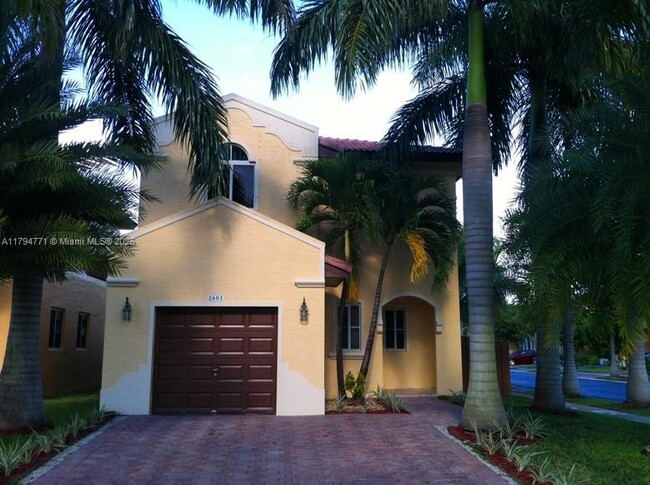 Foto del edificio - 2601 NE 41st Cir