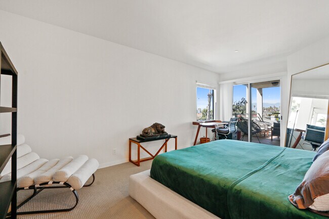 Foto del edificio - 122 Ocean Park Blvd