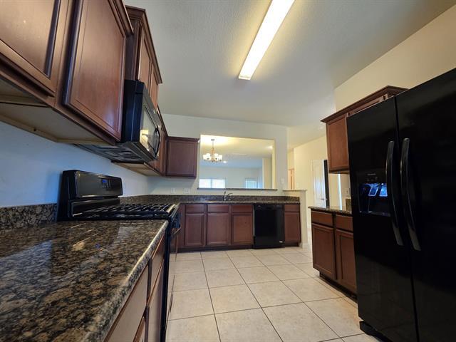 Foto del edificio - 2108 Bluebell Dr