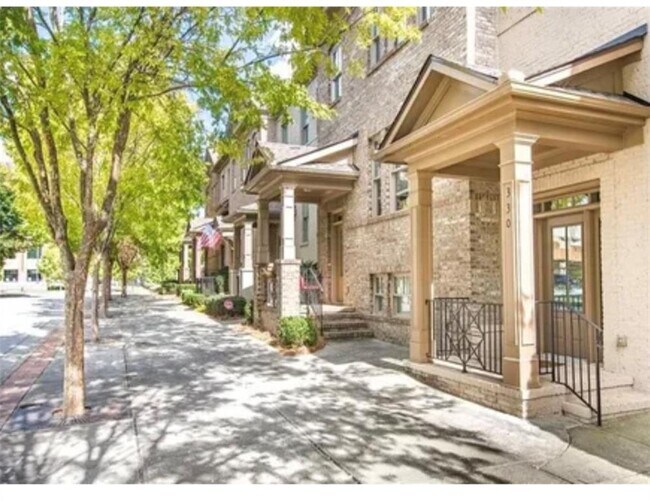 Foto del edificio - 330 Suwanee Ave NW