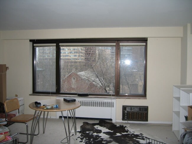 Foto del edificio - 3100 N Lake Shore Dr