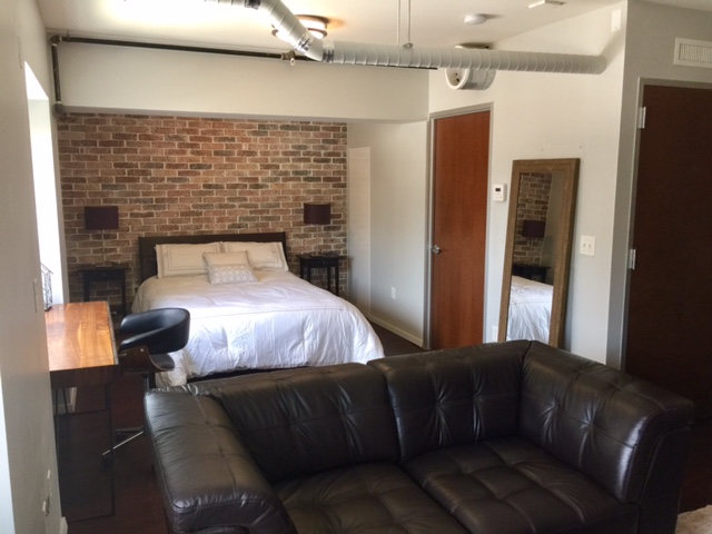 Bedroom - 800 Brazos St