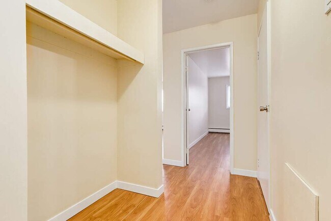 Photo du bâtiment - Skyview Apartments