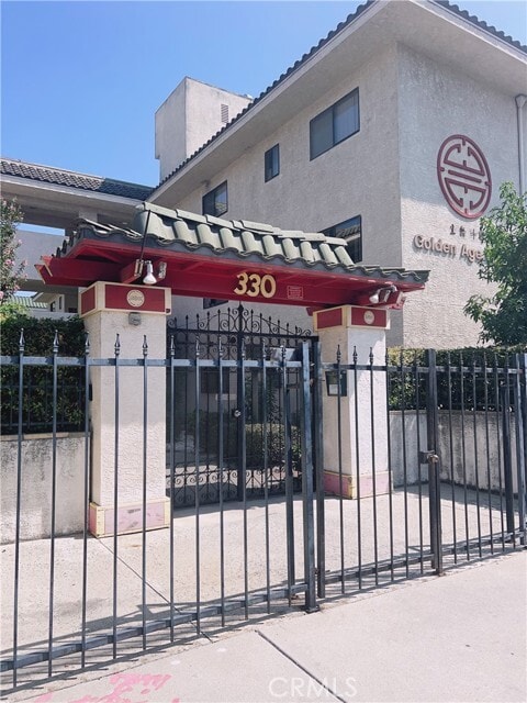 Building Photo - 330 N Rural Dr