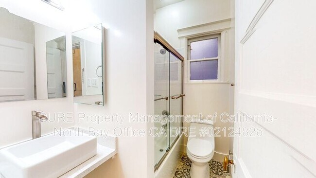 Foto del edificio - 28 Cunningham Pl