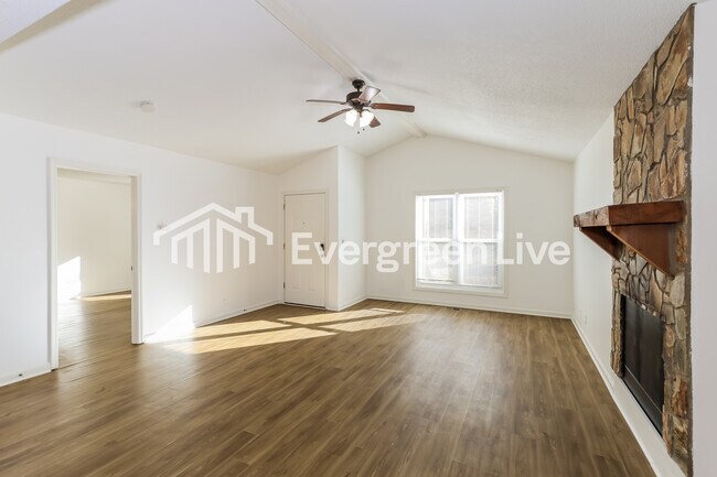 Foto del edificio - 1028 Thurmond St