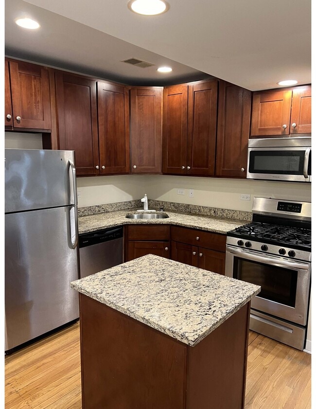 412 School St Unit 3A, Maywood, IL 60153 Condo for Rent in Maywood