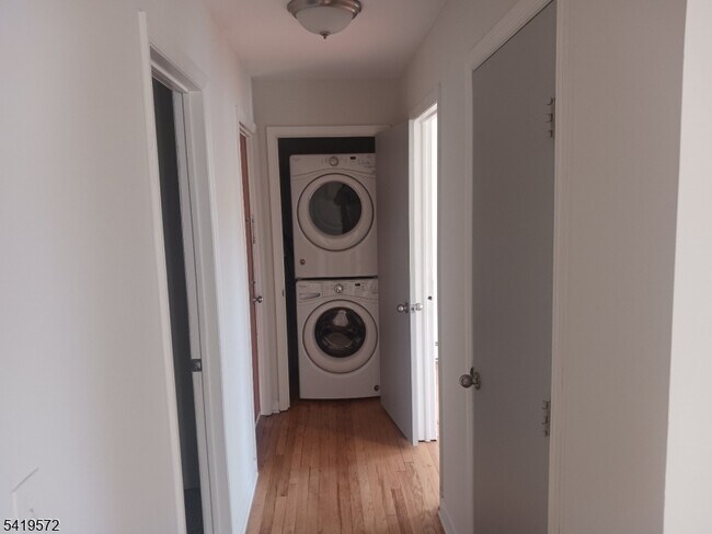 Foto del edificio - 83 N Willow St