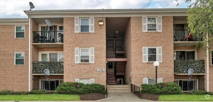 Building Photo - 7161 Cross St
