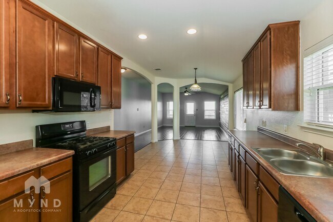 Foto del edificio - 286 Nandina Dr