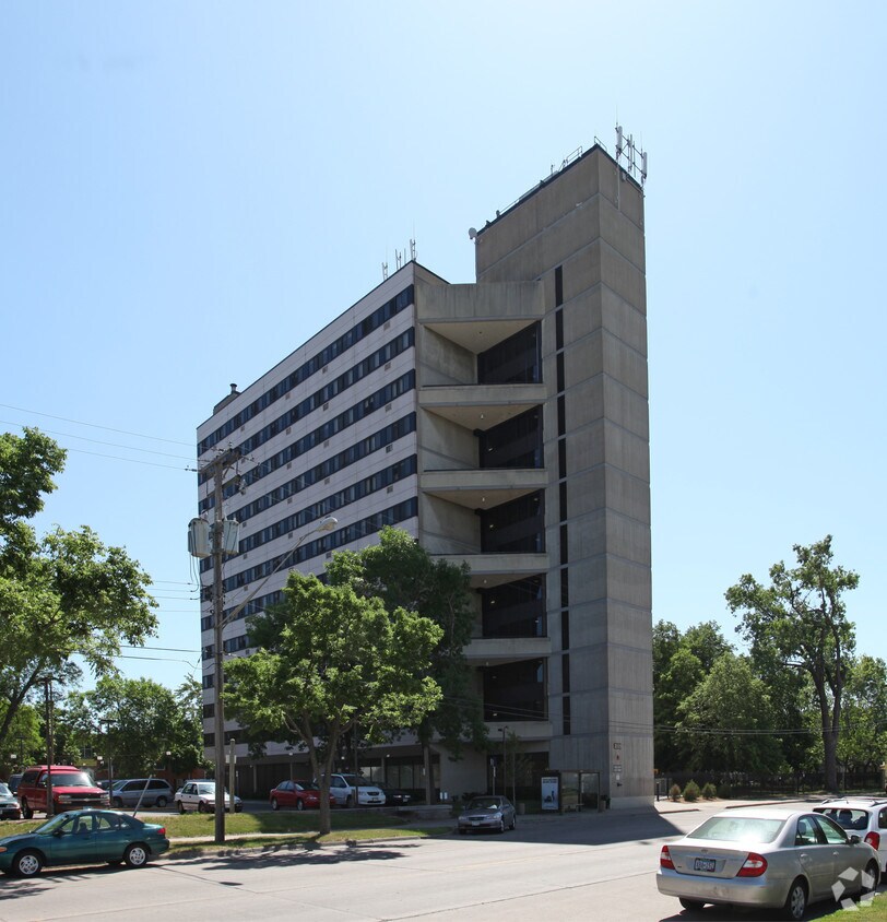 Foto principal - Heltzer Manor