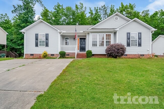 Building Photo - 121 Quiet Refuge Ln