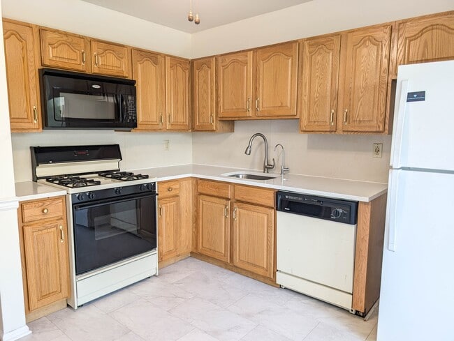 Foto del edificio - 79 Renaissance Ln