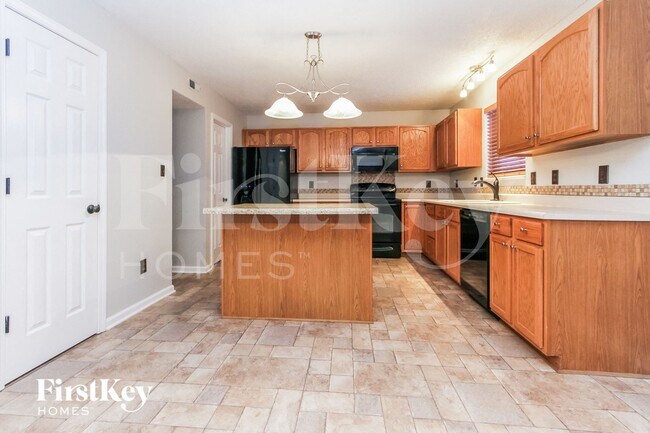 Building Photo - 1164 Chestnut Ln