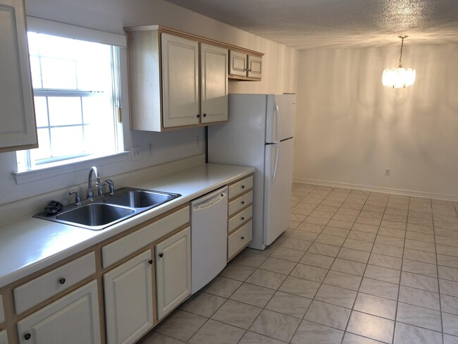 Building Photo - 3014 Godwin Ln