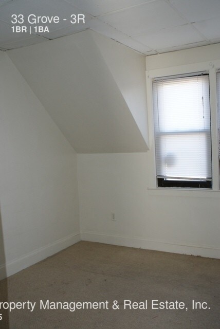 Building Photo - 33 Grove St