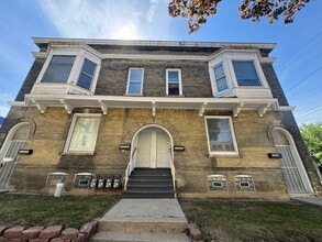 Building Photo - 721 S 9th St