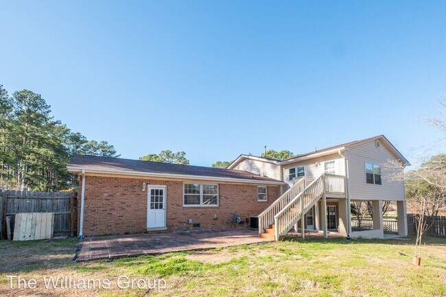 Building Photo - 4 br, 3 bath House - 108 Saint Marys Parkway