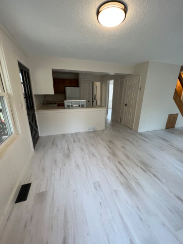 Building Photo - 6848 Whispering Pines Dr