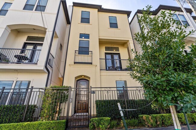 Foto del edificio - 1427 Shearn St