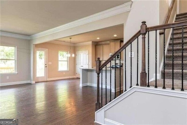 Building Photo - 695 Country Ridge Dr