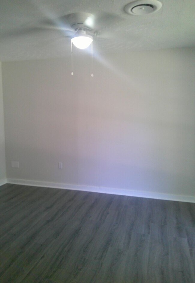 Foto del edificio - ****JUST REDUCED****320 Oakhill Circle Cli...