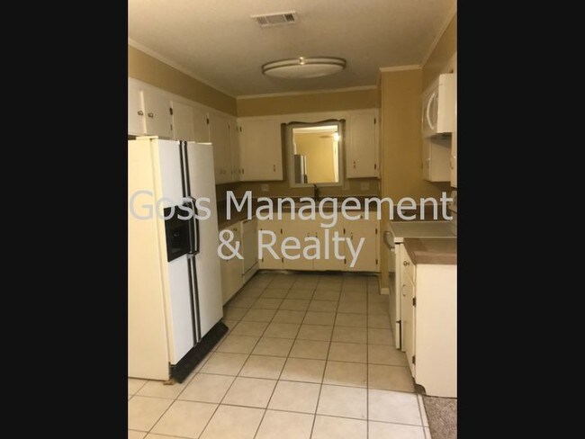 Building Photo - 9109 Tanya Dr