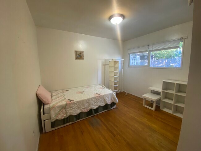 Foto del edificio - 1032 El Paso Dr