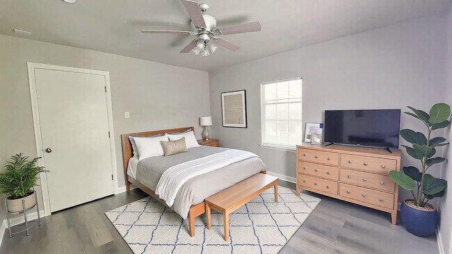 Foto del edificio - Charming 3-Bedroom Home in Bonham, TX – Only $1,399/month!