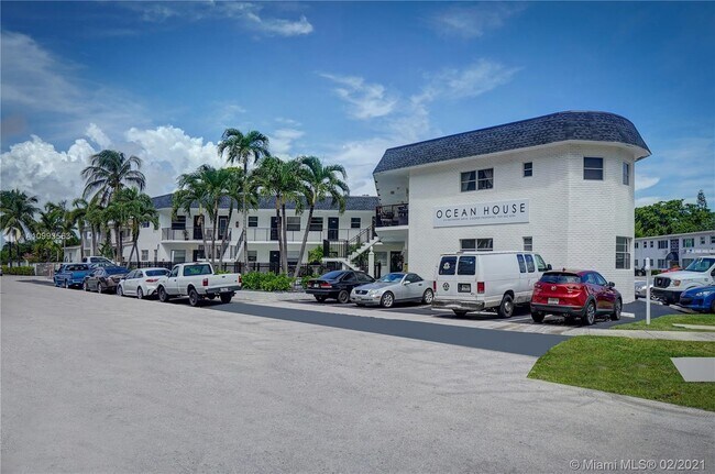 Foto del edificio - 512 Bayshore Dr