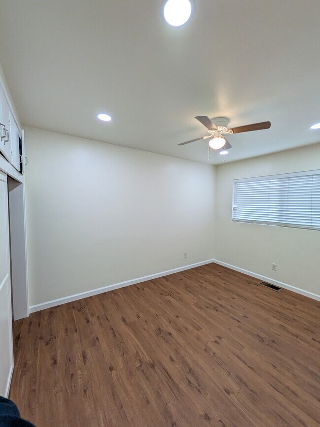 Foto del edificio - 2657 C St