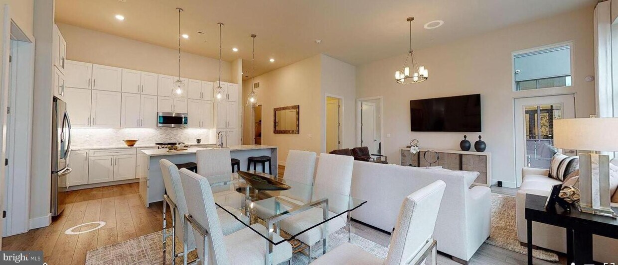 1761 Old Meadow Rd Unit 102, McLean, VA 22102 Condo for Rent in